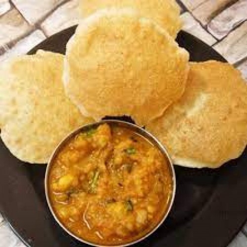 PURI - 1 PLATE (4 PCS+CURRY)